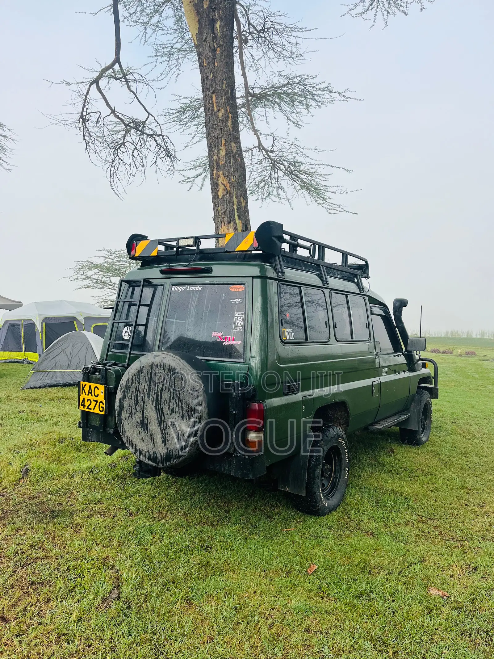 7 Seater Open-Roof Landcruiser for Hire