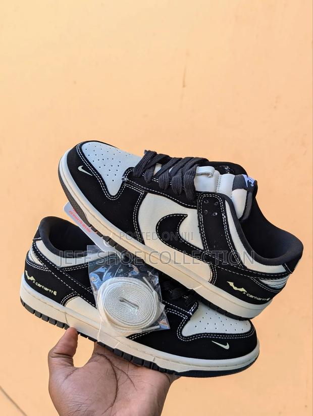 Nike Sb Dunk Low X Carhartt Panda - main view