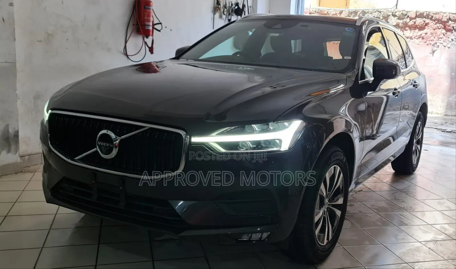 Volvo XC60 2019 Gray