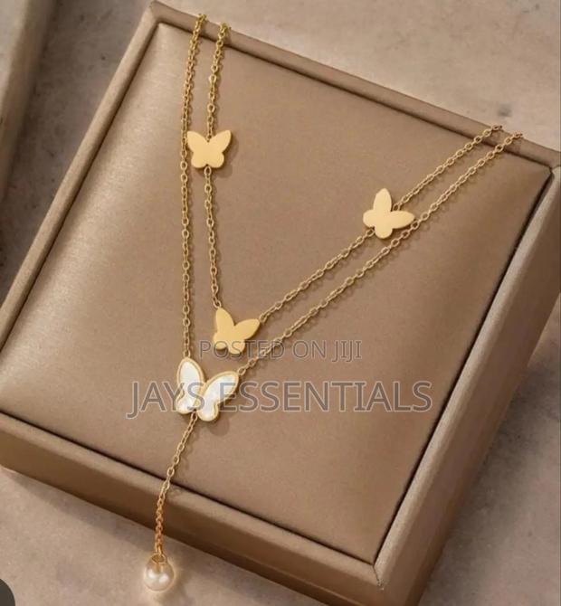 Layered Necklaces - thumbnail 2