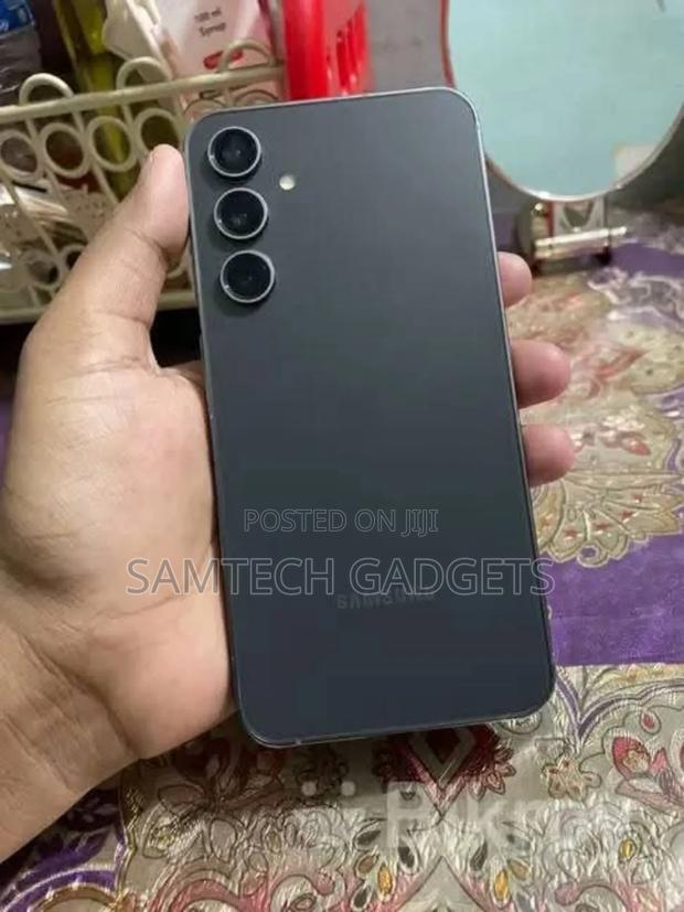 Samsung Galaxy S23 FE 128 GB Black - thumbnail 2