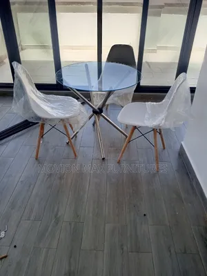 Round Top Glass Dinning Set With 3seats