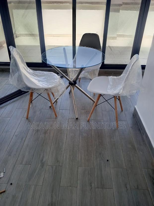 Round Top Glass Dinning Set With 3seats - main view