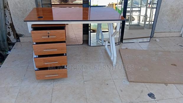 Pedestal With Metallic Frame Office Table