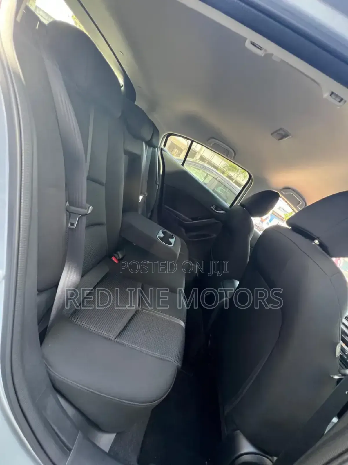 Mazda Axela 2018 Silver