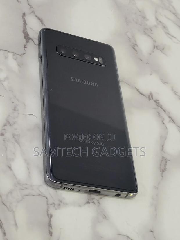Samsung Galaxy S10 128 GB Black - main view