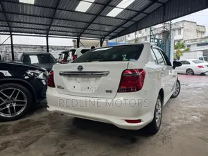 Toyota Axio 1.5 Hybrid 2WD 2018 White
