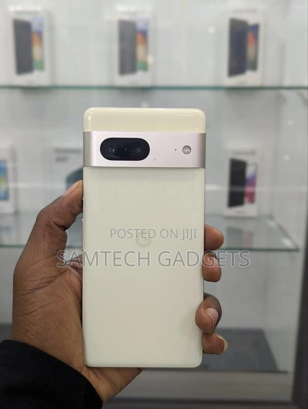 Google Pixel 7 Pro 128 GB White - main view