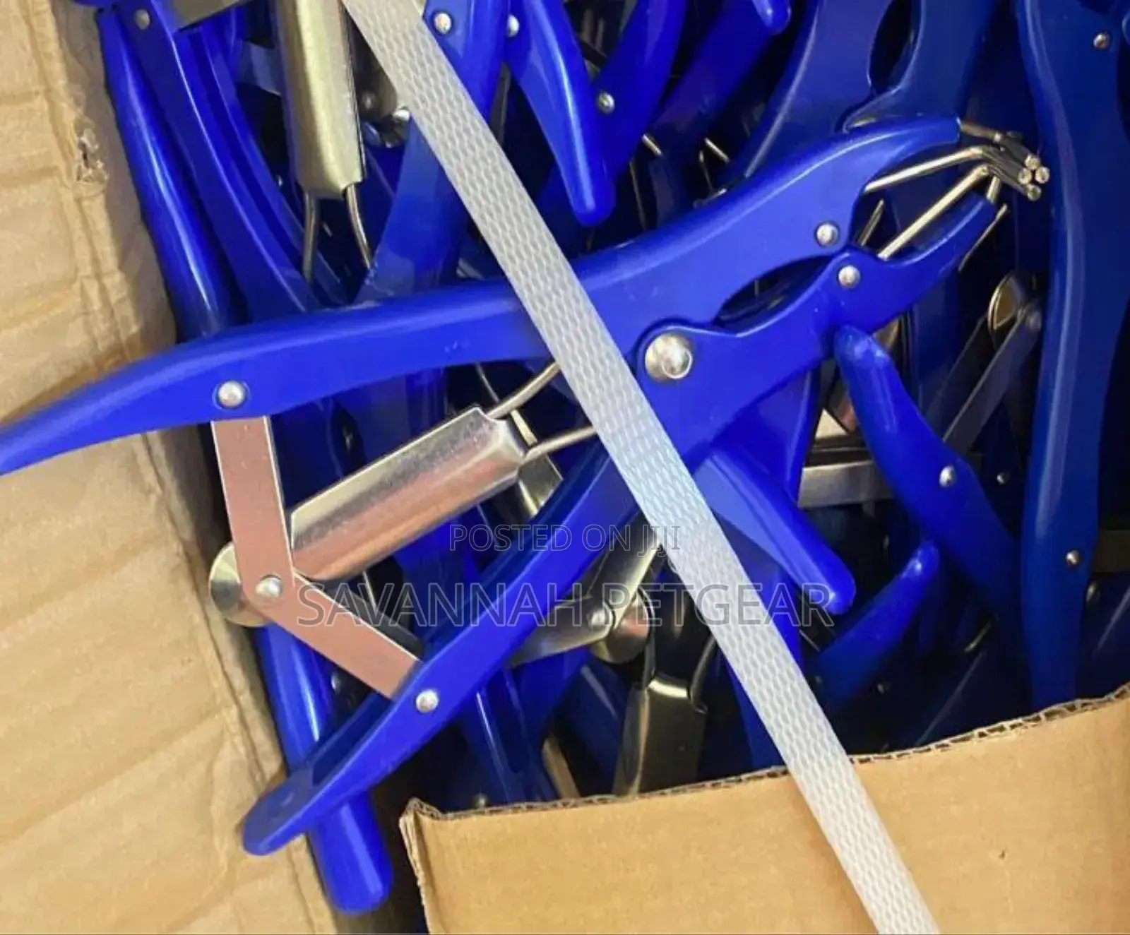 Castration Pliers, Animal Tail Docking Clamp + 100 Elastrator Rings