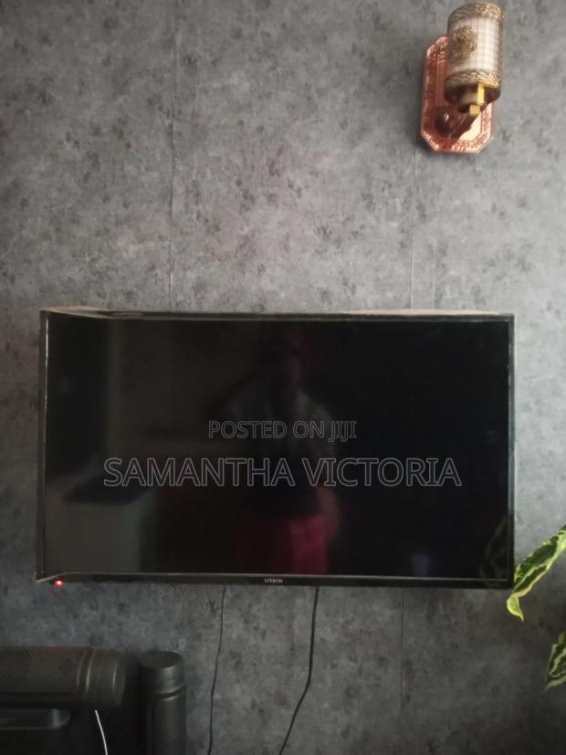 40 Inch Vitron Tv - thumbnail 2