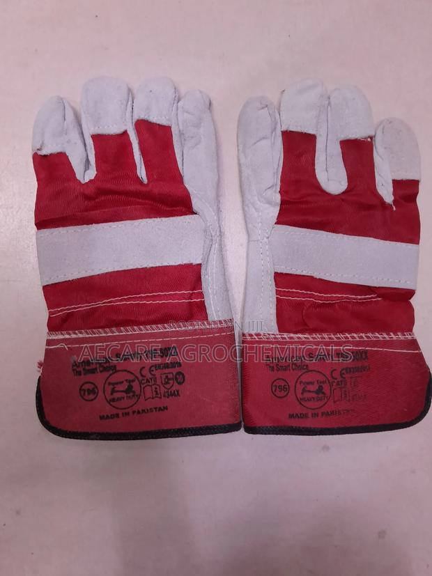 Heavy Duty Gloves Pair Red & Light Grey Colour - thumbnail 2