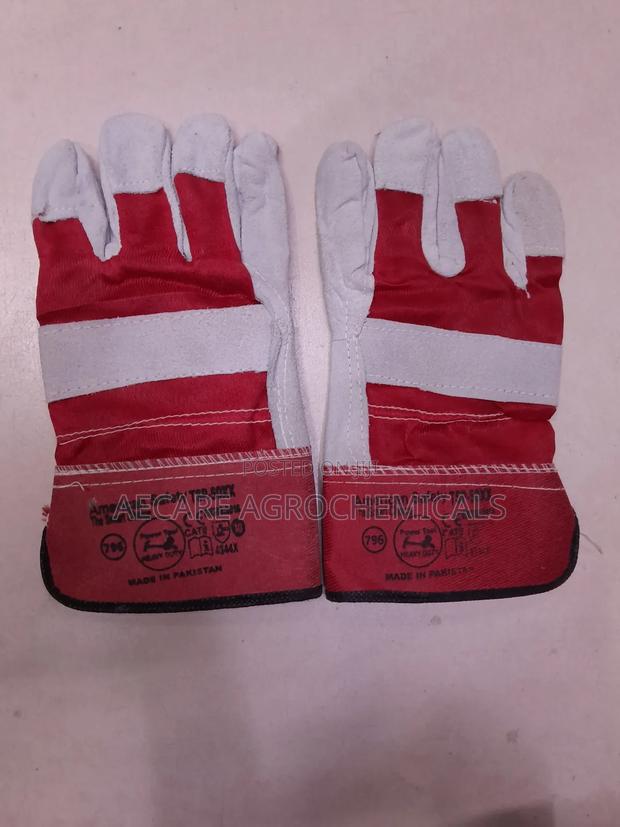 Heavy Duty Gloves Pair Red & Light Grey Colour - thumbnail 3
