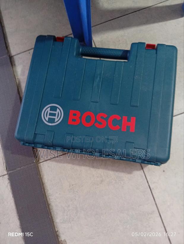 Bosch GBH 2-20 Dre Professional Rotary Hammer Drill - thumbnail 2