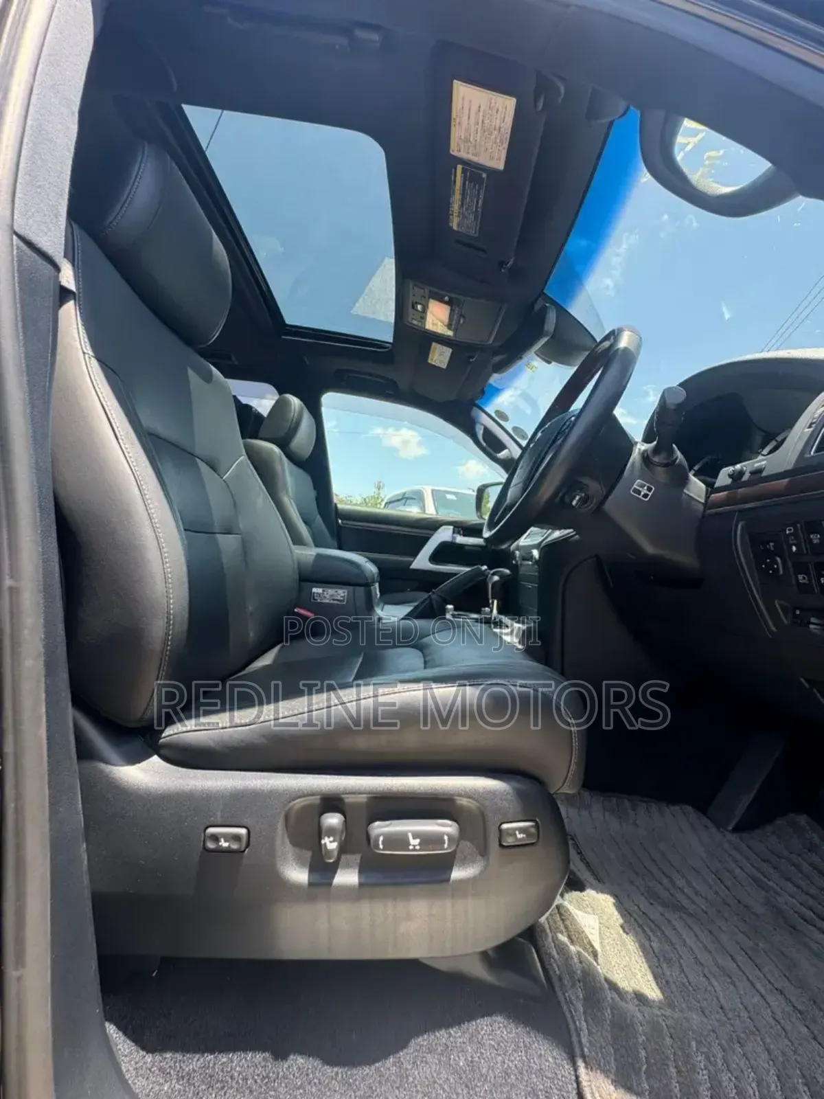 Toyota Land Cruiser 4.6 V8 ZX 2017 Black