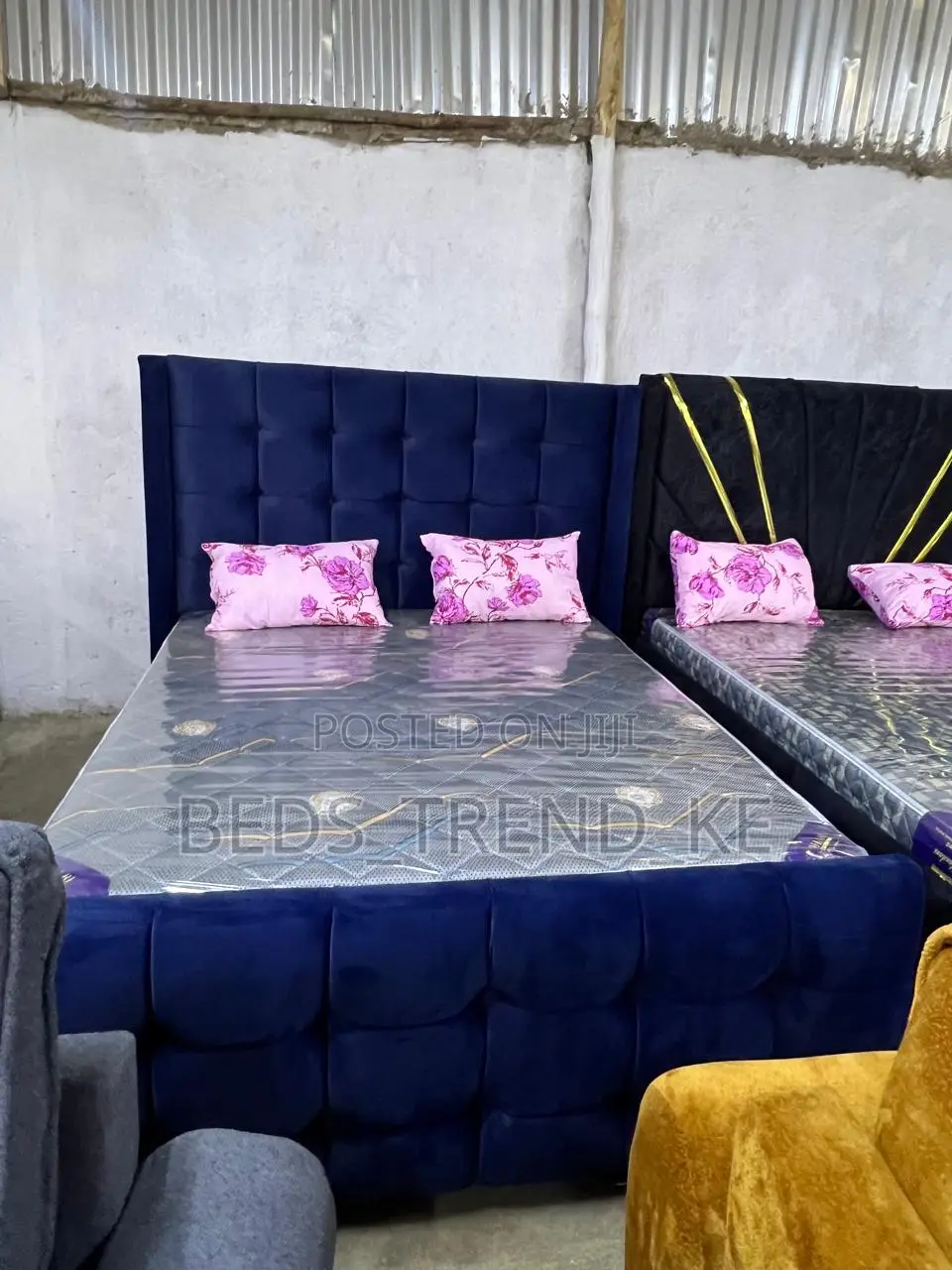 Kinetic 5 by 6 Cool Modern Bed