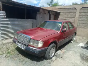 Mercedes-Benz 200E 1991 Maroon