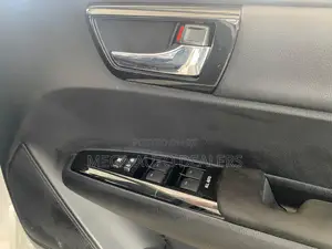 Toyota Corolla Fielder 1.5 Petrol FWD 2018 White