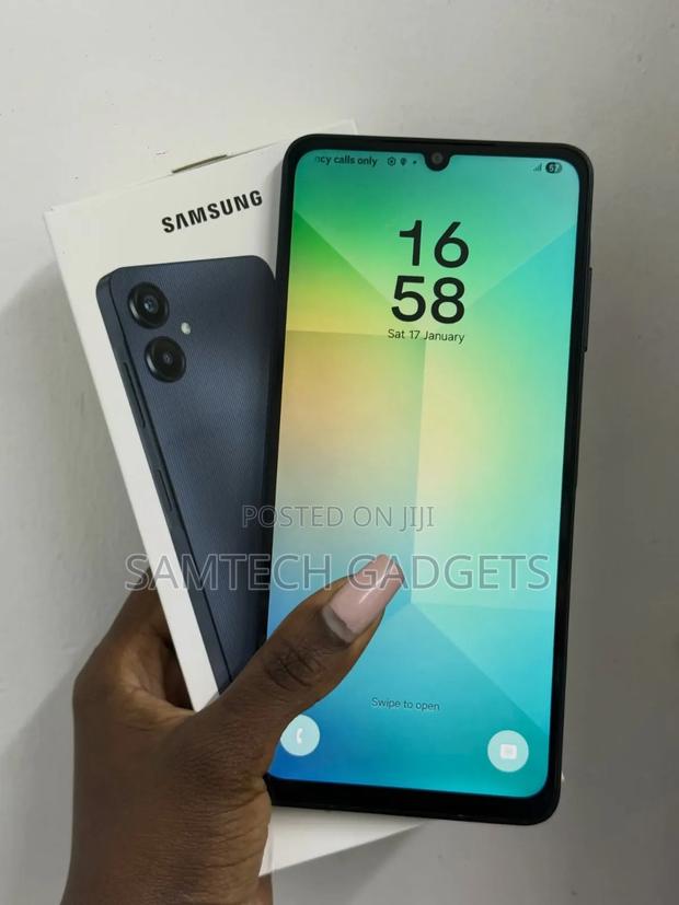 New Samsung Galaxy A06 128 GB Blue - thumbnail 3