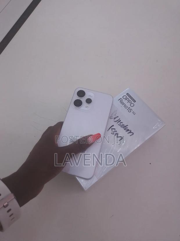 New Oppo Reno15 5G 512 GB White