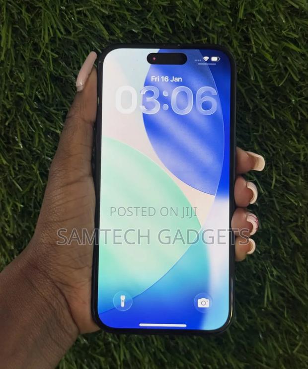 Apple iPhone 16 256 GB Black - thumbnail 3