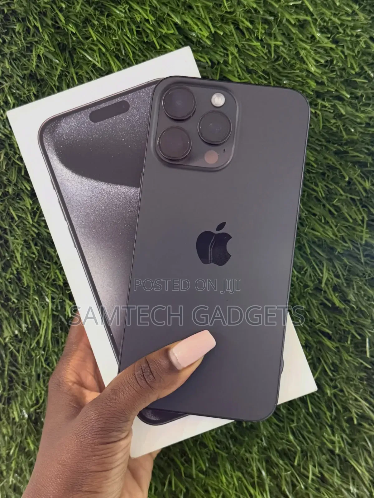 New Apple iPhone 15 Pro Max 256 GB Black