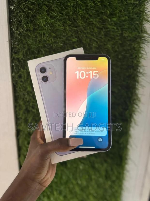 New Apple iPhone 11 128 GB Purple - thumbnail 2
