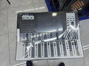 Mackie Dm-32 Digital Mixer - thumbnail 2