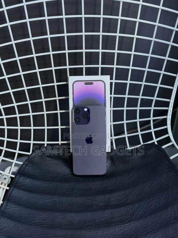 New Apple iPhone 14 Pro Max 256 GB Purple - main view