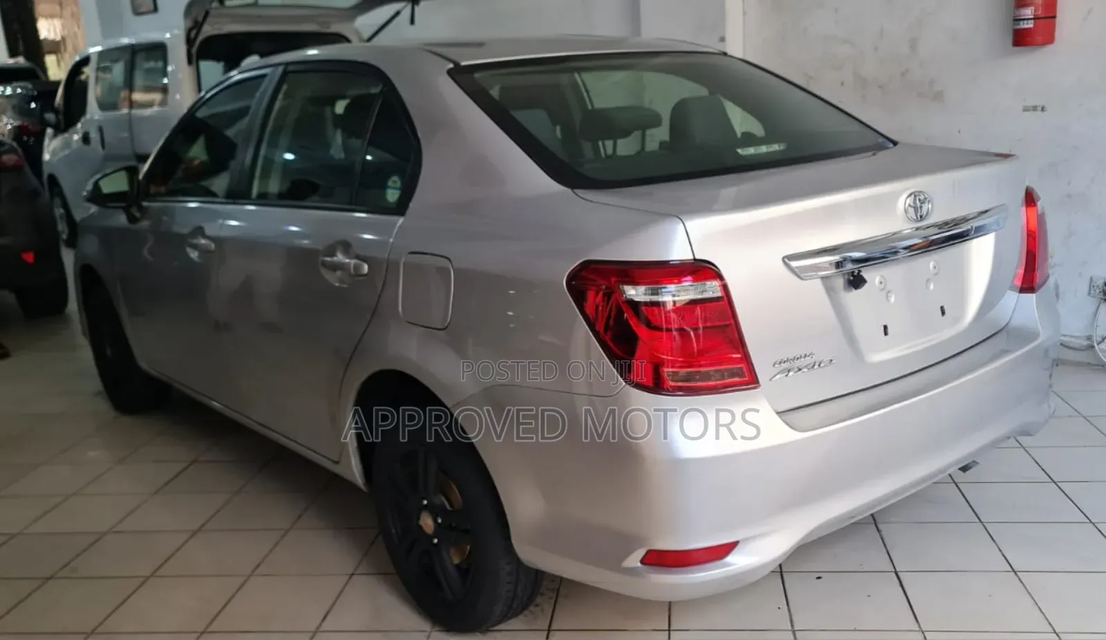 Toyota Axio 2019 Silver