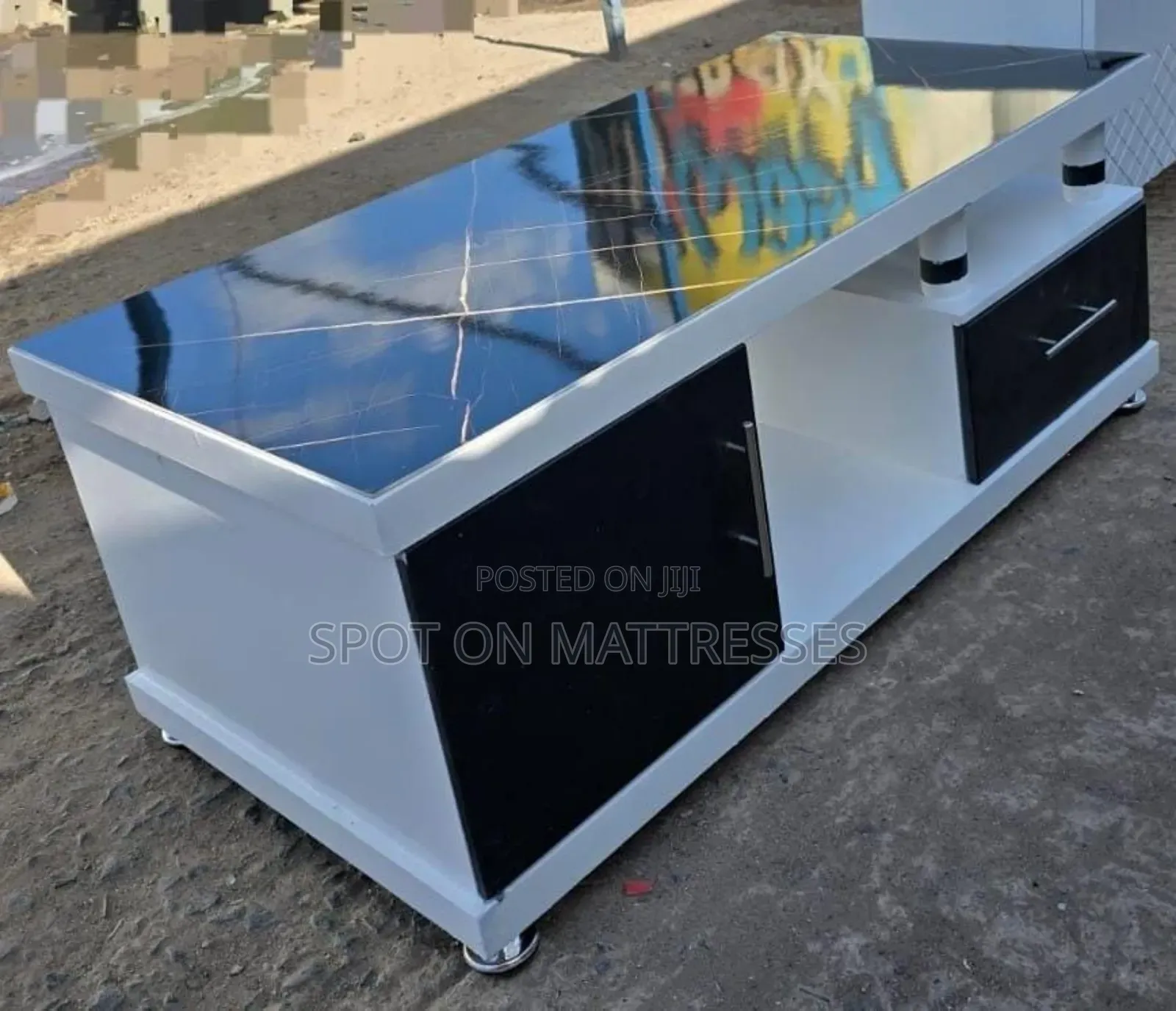 Modern Coffee Table With Side Drawers And Glass Top + Free Delivery!