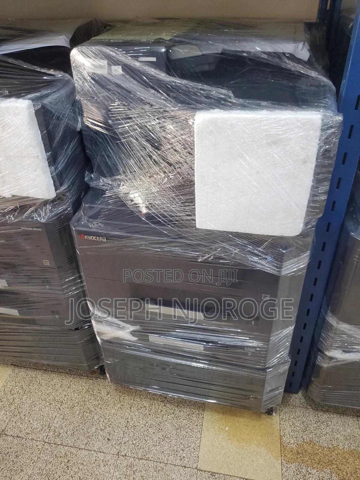 Bulky Copier Kyocera Taskalfa 4012i