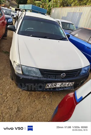 Nissan Advan 2005 White