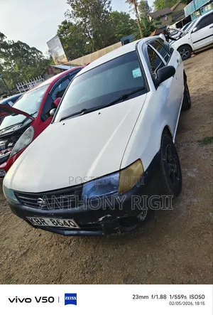 Nissan Advan 2005 White