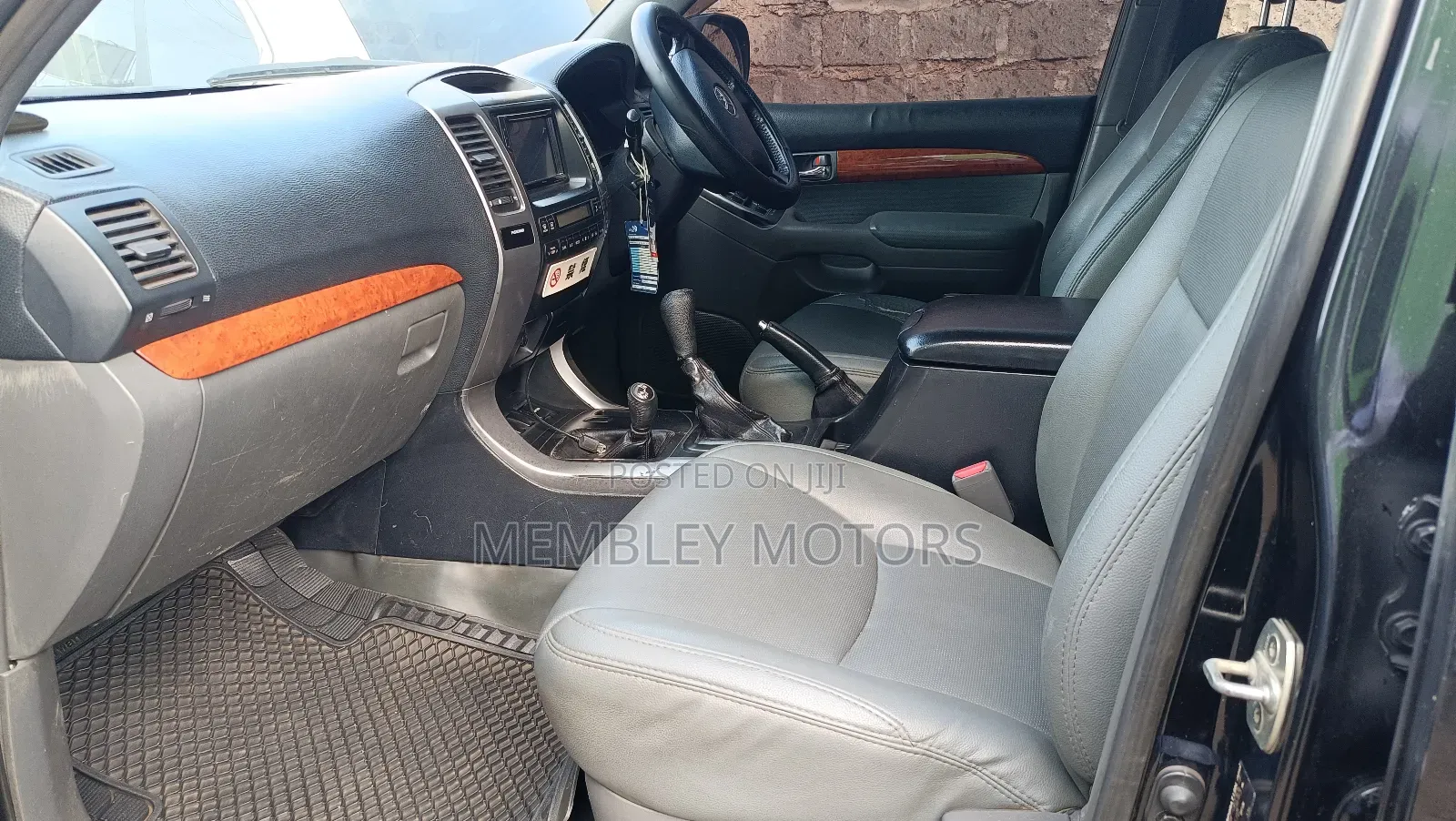 Toyota Land Cruiser 2006 Black