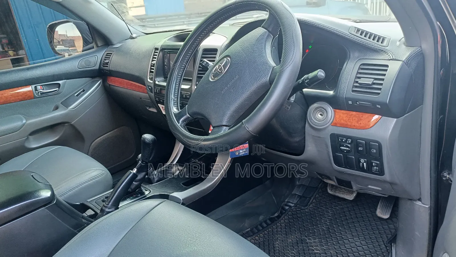 Toyota Land Cruiser 2006 Black