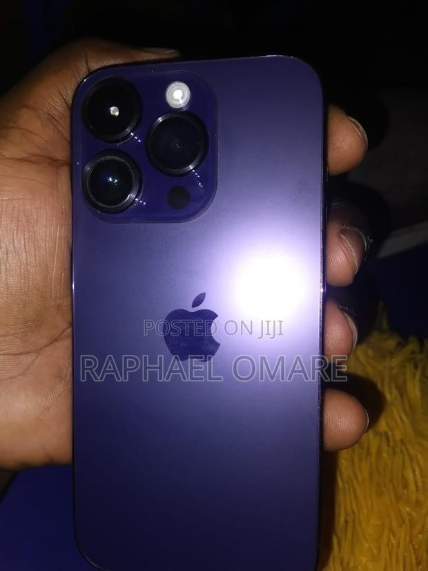 Apple iPhone 14 Pro 256 GB Purple - main view
