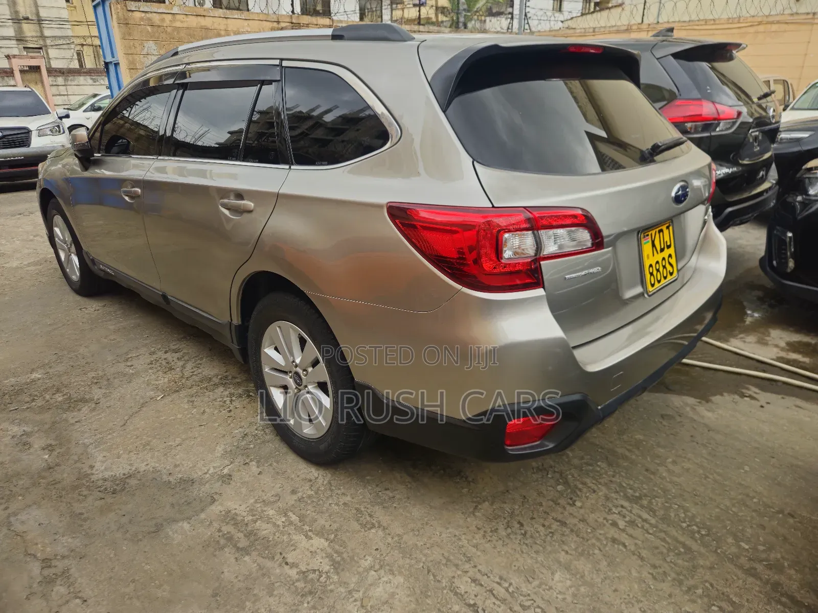 Subaru Outback 2016 Silver