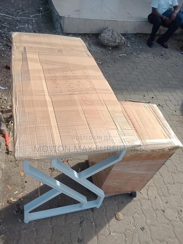 Parcel Desk Metallic Office Table