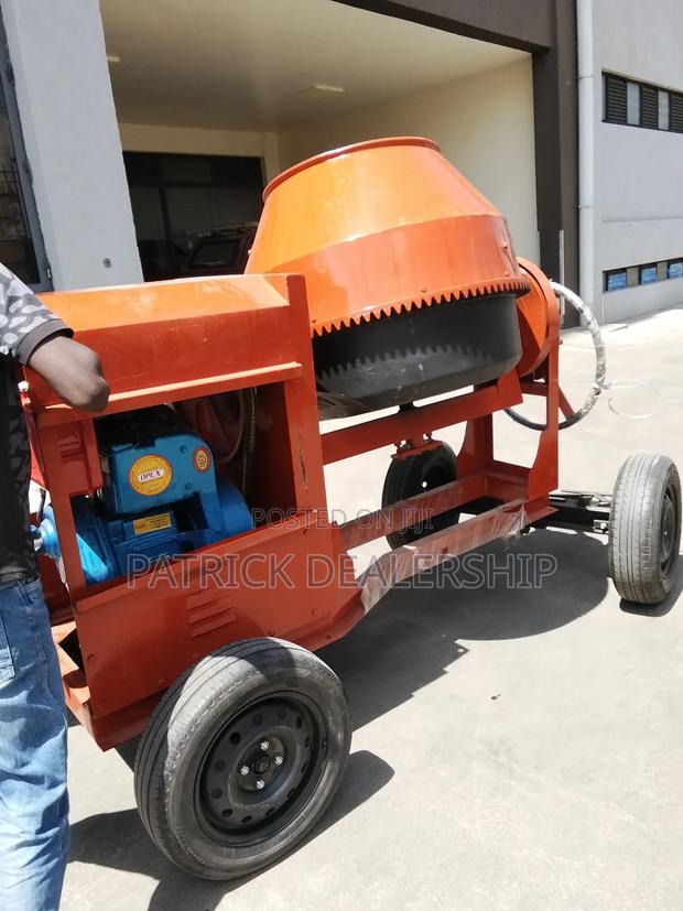 Titan Concrete Mixer - thumbnail 2