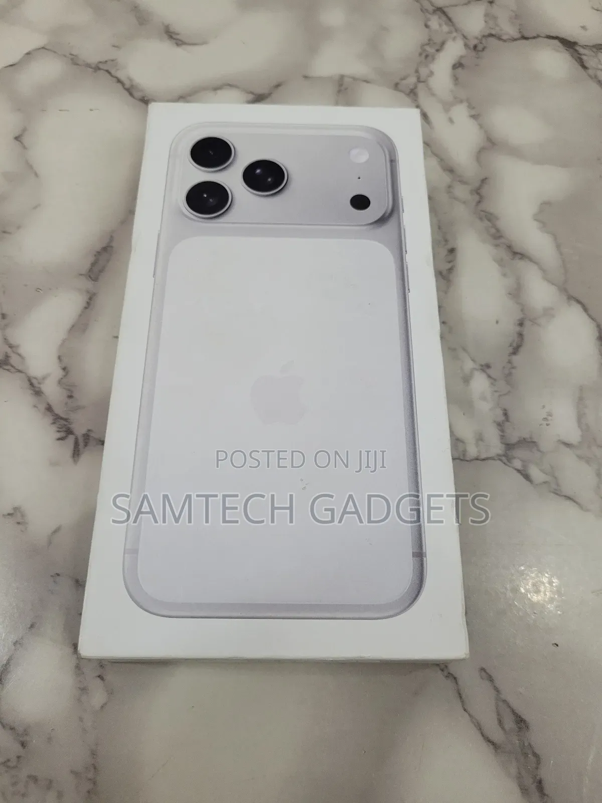 New Apple iPhone 17 Pro Max 256 GB Silver