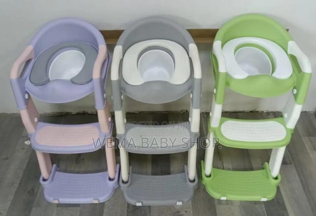 Toddler Potty Training Seat With a Step Stool Ladder. - thumbnail 7