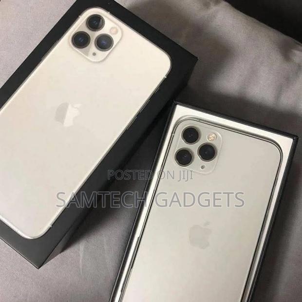 Apple iPhone 11 Pro Max 64 GB Rose Gold - main view