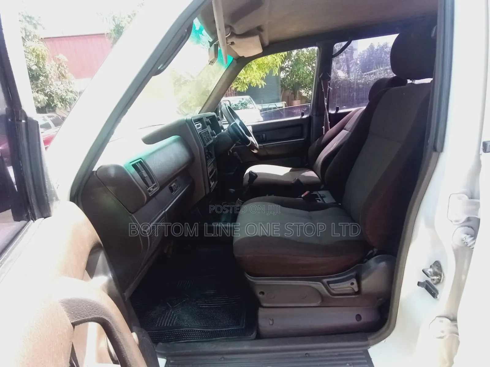 Isuzu Trooper 1998 White