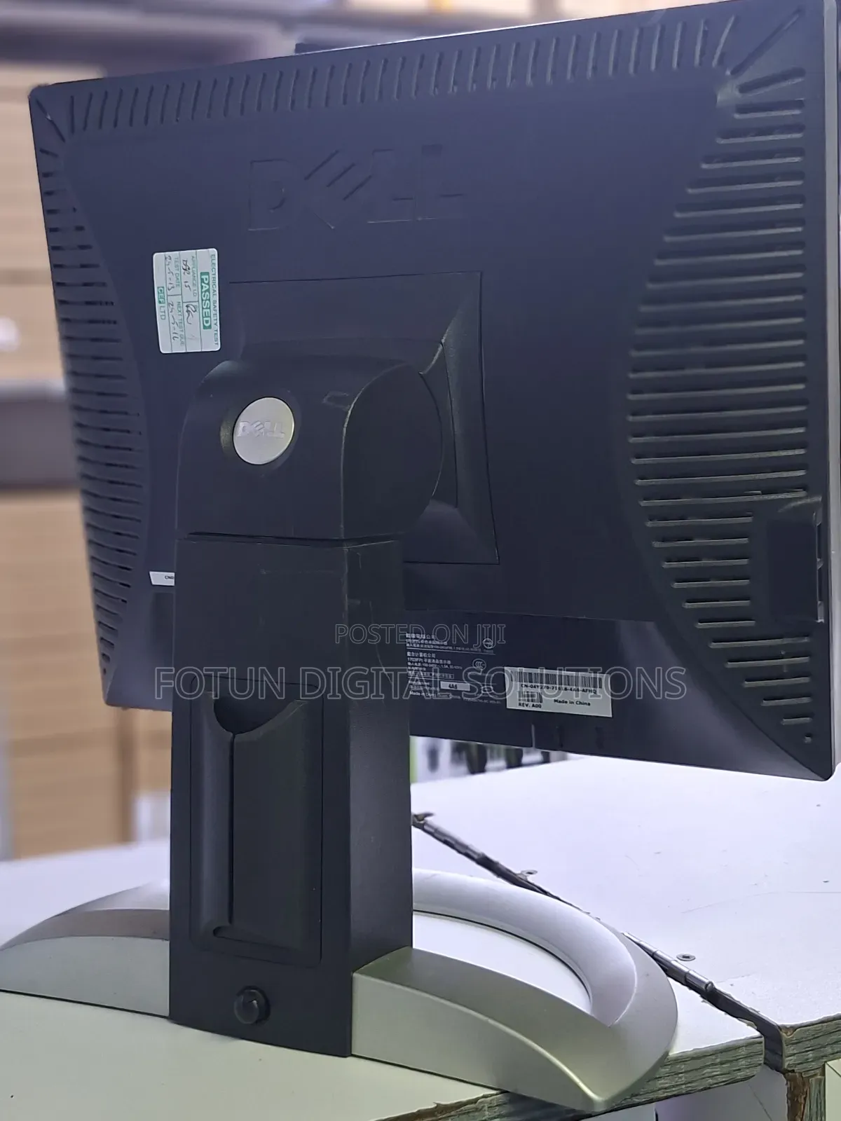 Dell Monitor 17 Inch With Vga ,Dvi