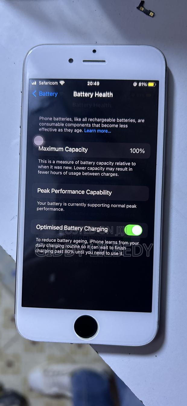 Apple iPhone 6s 64 GB Gray - thumbnail 8