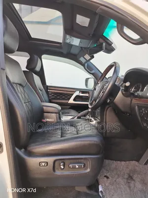 Toyota Land Cruiser 2019 Off white