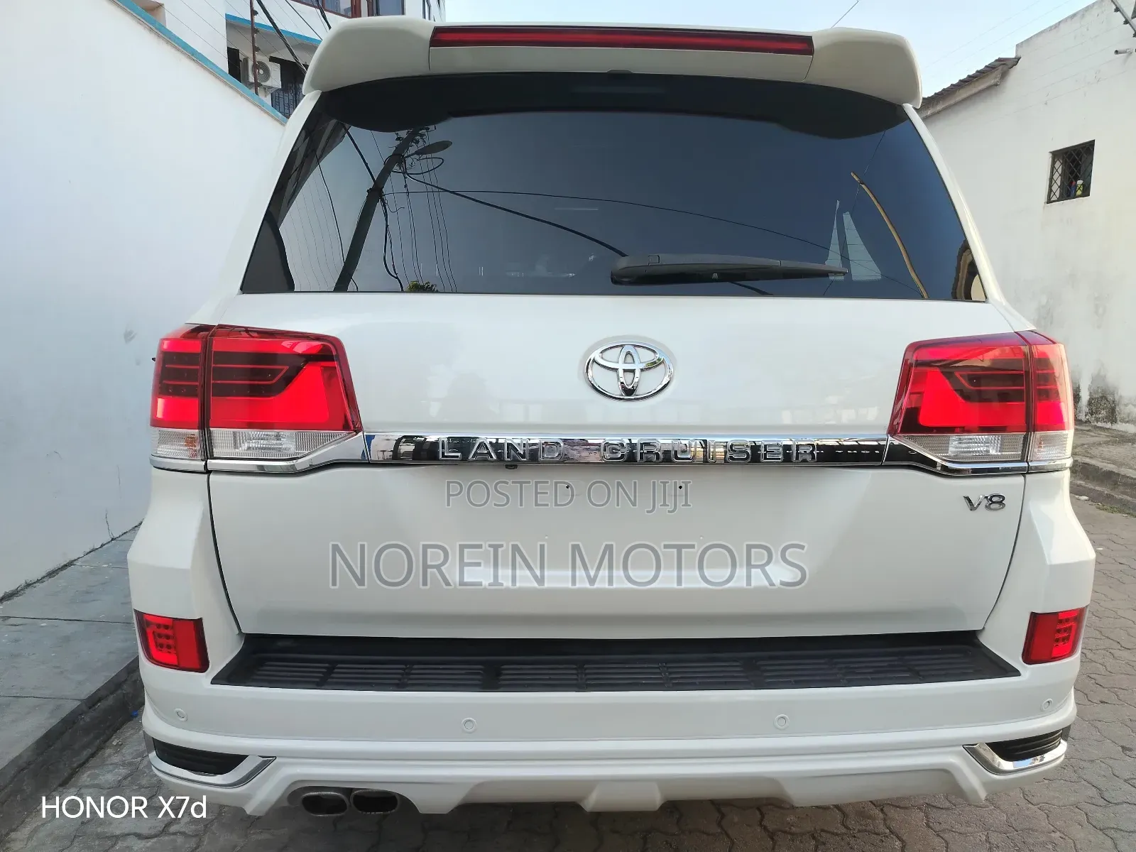 Toyota Land Cruiser 2019 Off white
