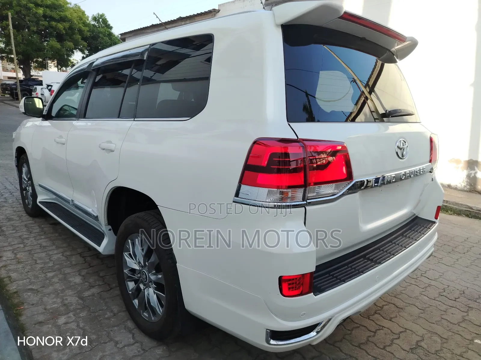 Toyota Land Cruiser 2019 Off white
