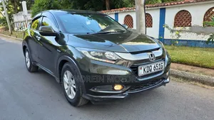 Honda Vezel 2017 Green