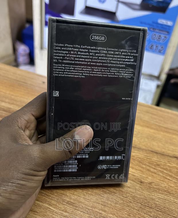 New Apple iPhone 11 Pro 256 GB Gray - thumbnail 2